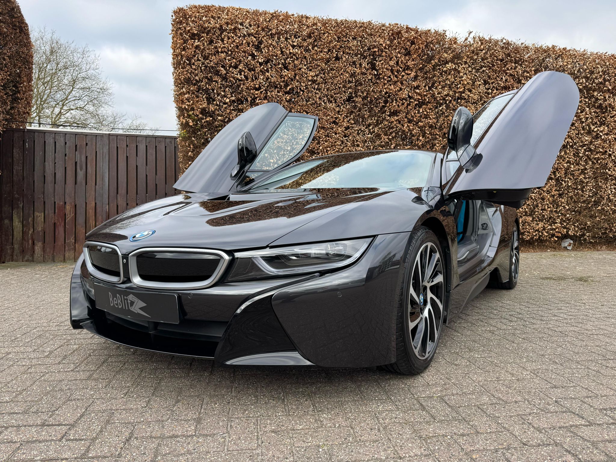 BMW i8 glascoating — auto laten coaten in Hoogezand bij CarClean