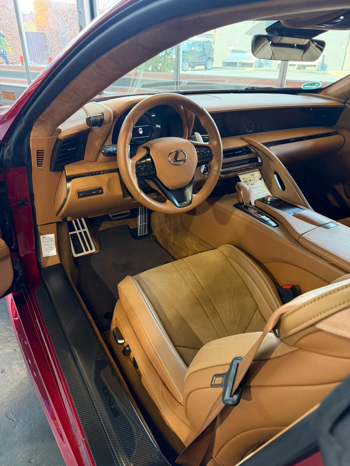 Lexus interieur detailing — auto interieur laten schoonmaken in Hoogezand